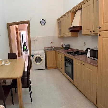 Fac- Falcon's Nest By Vallettastay