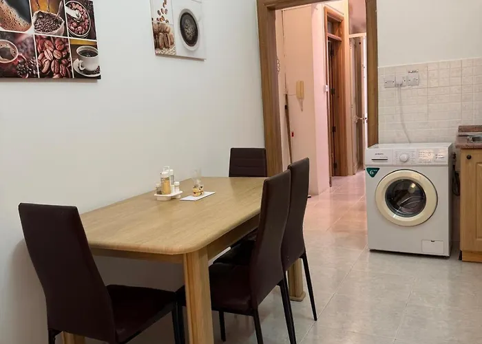 Fac- Falcon's Nest By Vallettastay * La Valeta