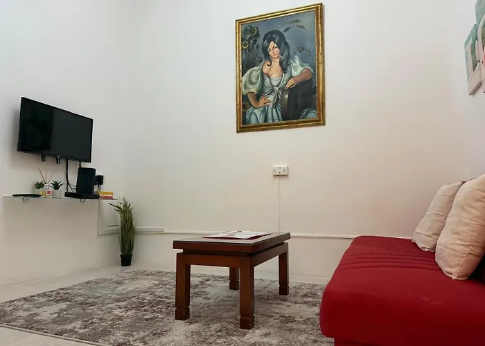 Fac- Falcon's Nest By Vallettastay *