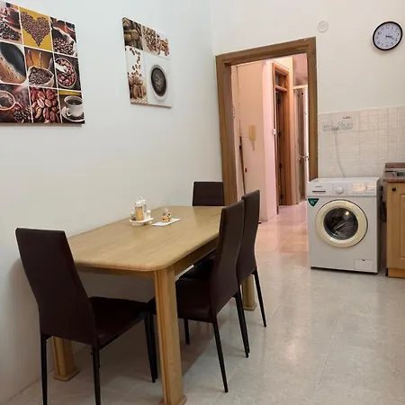 Fac- Falcon's Nest By Vallettastay * La Valette