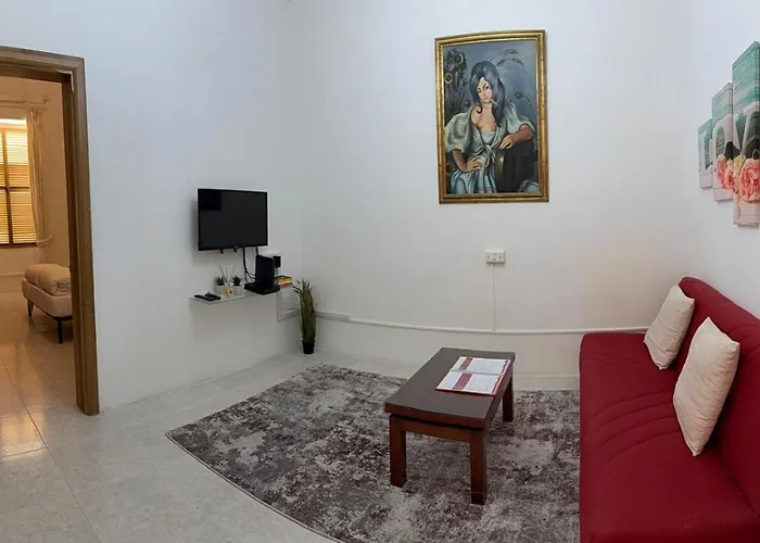 Appartamento Fac- Falcon's Nest By Vallettastay *